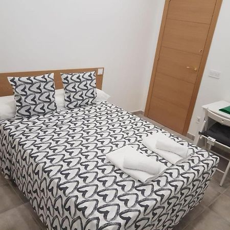 ホテル Coliving New San Bernando マドリード エクステリア 写真