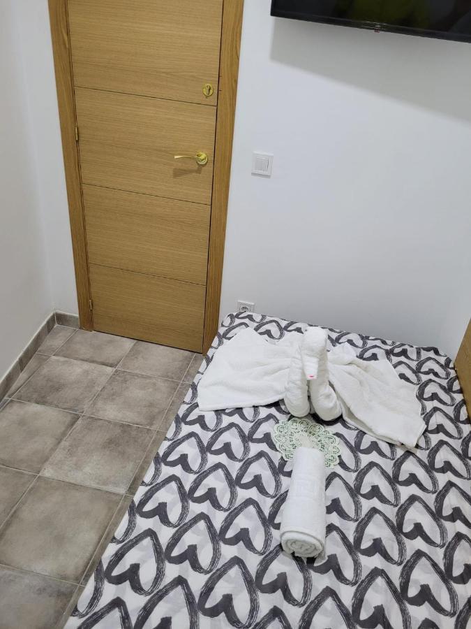 ホテル Coliving New San Bernando マドリード エクステリア 写真